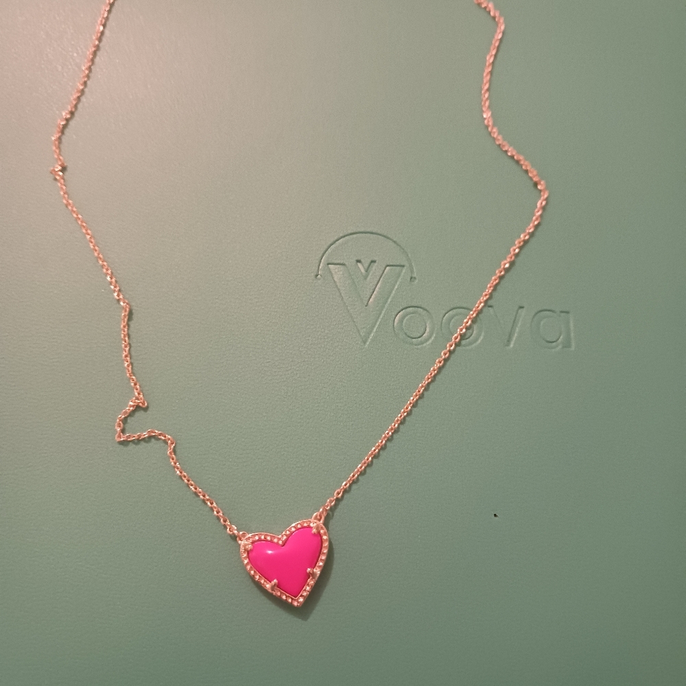 Kendra scott hot pink necklace